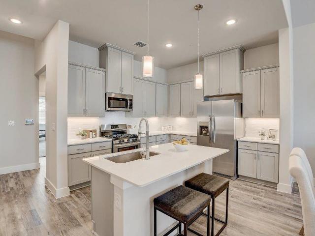 2 BR, 2.5 BA Apartment 3151 Winter Rose Way Unit 74, Arlington, TX 76005