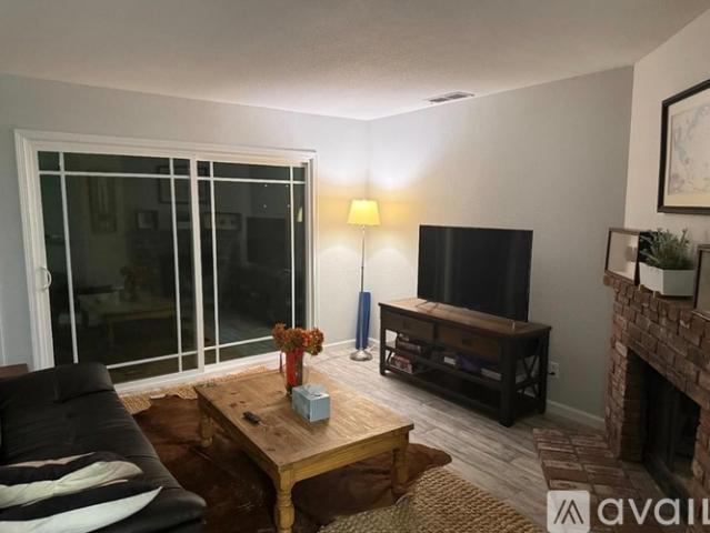2 BR, 2.5 BA Apartment 3166 Swallows Nest Drive, Unit Townhouse, Sacramento, CA 95833