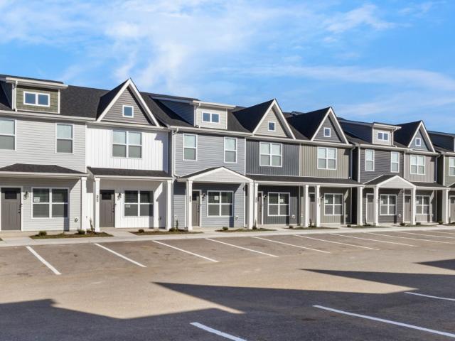 2 BR, 2.5 BA Apartment 312 Front Ridge, Clarksville, TN 37040