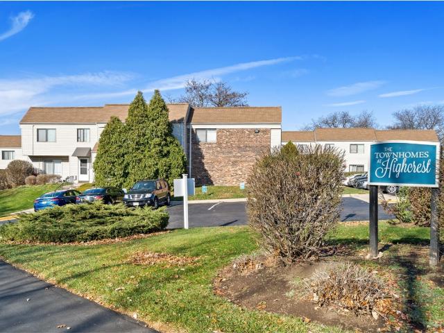 2 BR, 2.5 BA Apartment 3296 83rd Street Unit 3576, Woodridge, IL 60517