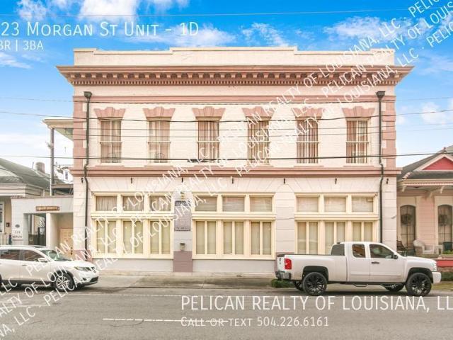 2 BR, 2.5 BA Apartment 323 Morgan St Unit, New Orleans, LA 70114