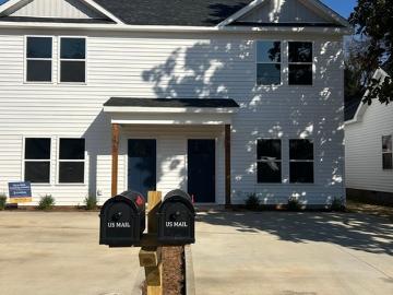 2 BR, 2.5 BA Apartment 334 Bailey Street, Unit a, Greenville, SC 29609