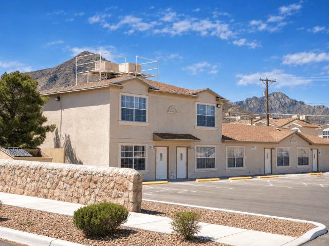 2 BR, 2.5 BA Apartment 3575 Lincoln Ave Unit 359, El Paso, TX 79924