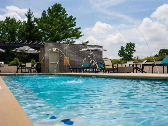 2 BR, 2.5 BA Apartment 3660 Michigan Avenue Unit 1 60 602, Cincinnati, OH 45208
