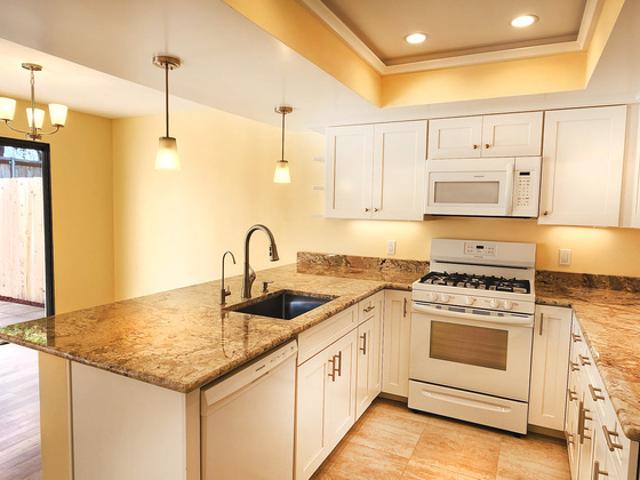 2 BR, 2.5 BA Apartment 3676 Constellation Rd, Unit, Lompoc, CA 93436
