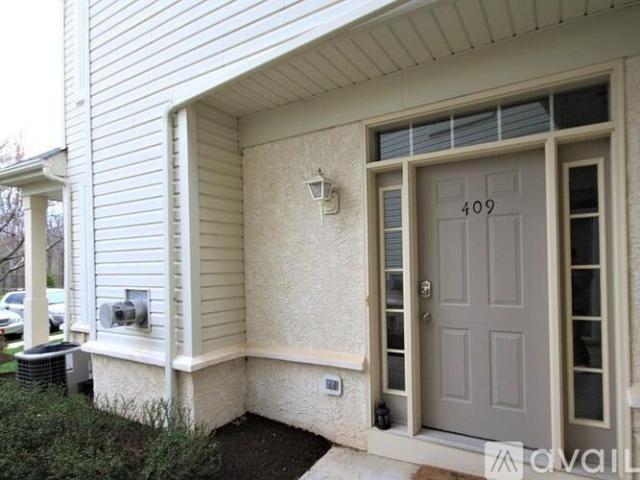 2 BR, 2.5 BA Apartment 409 Dresher Woods Drive, Unit 409, Montgomery County, PA 19025