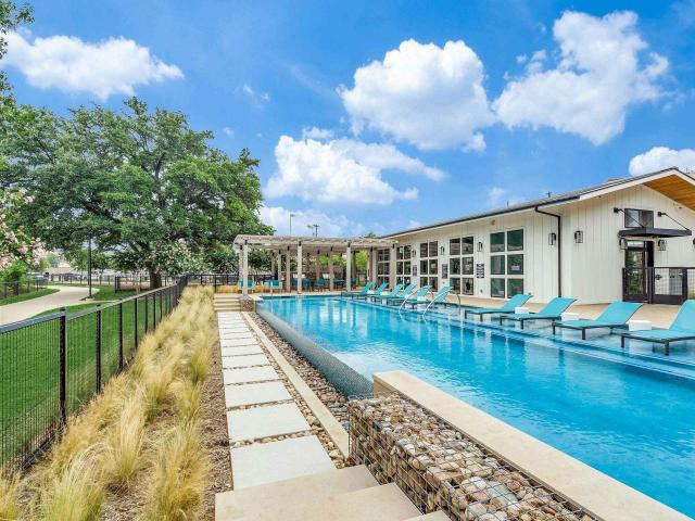 2 BR, 2.5 BA Apartment 4020 McEwen Road Unit 3106, Dallas, TX 75244