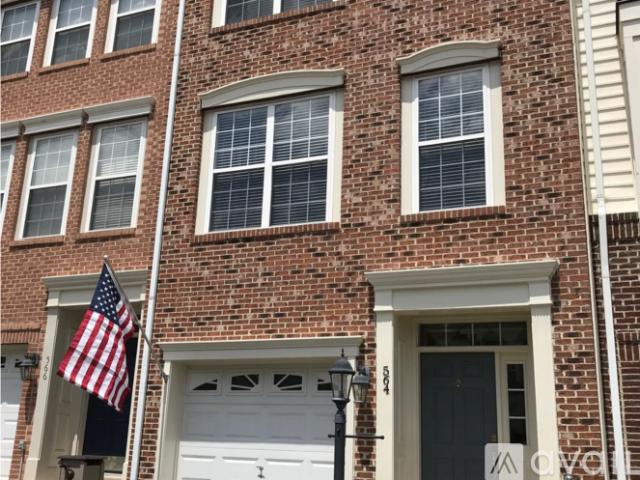 2 BR, 2.5 BA Apartment 564 Edmonton Terrace Northeast, Unit 564Edmonton, Leesburg, VA 20176