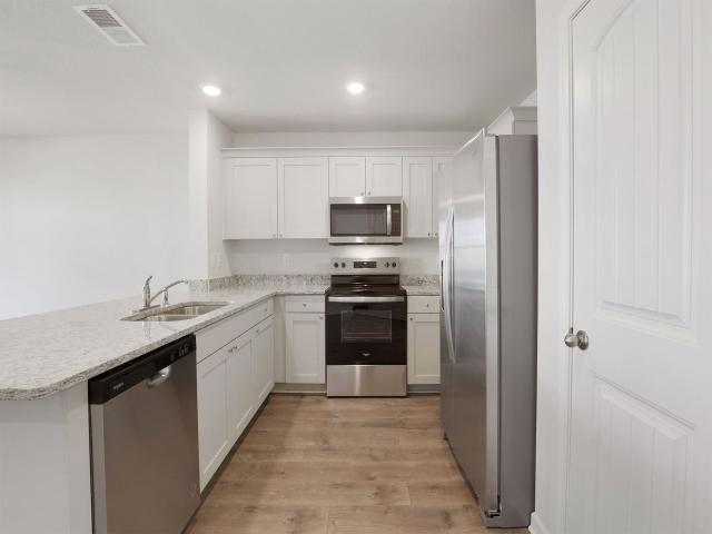 2 BR, 2.5 BA Apartment 56 Fox Hedge Lane Unit 12 040F, Byhalia, MS 38611