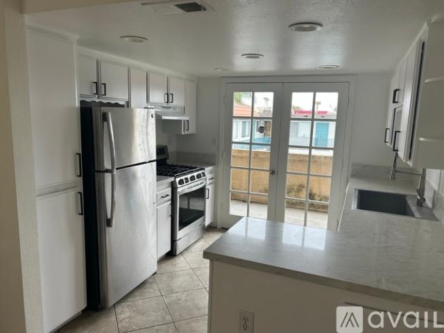 2 BR, 2.5 BA Apartment 575 E Street, Unit 3, Chula Vista, CA 91910