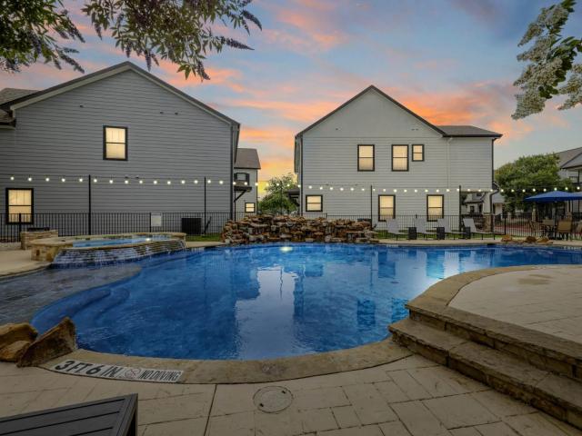 2 BR, 2.5 BA Apartment 6515 West Hausman Road Unit 4802, San Antonio, TX 78249