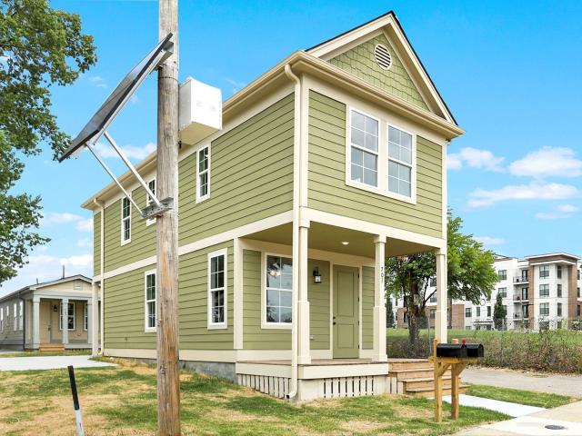 2 BR, 2.5 BA Apartment 701 N 3rd St, Memphis, TN 38107