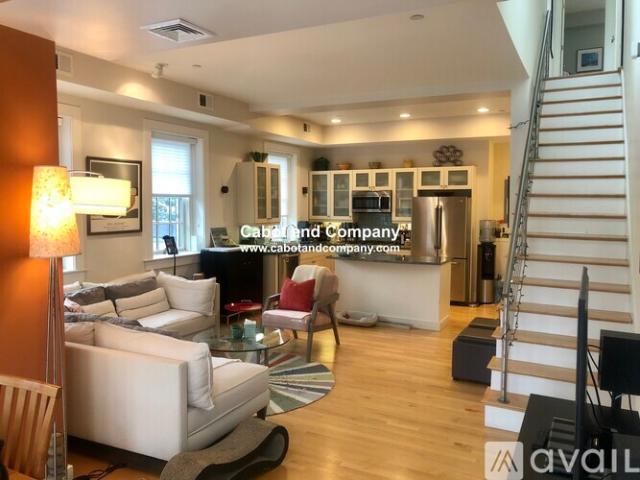 2 BR, 2.5 BA Apartment 72 Hamilton St, Unit 11A, Cambridge, MA 02139