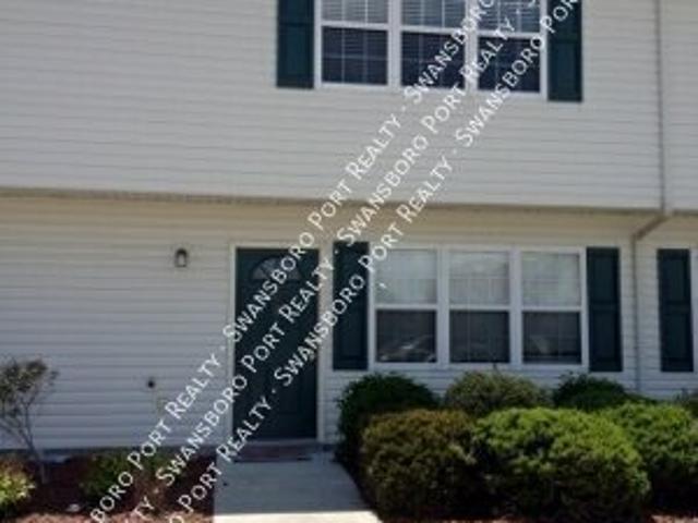 2 BR, 2.5 BA Apartment 74 Crush Court, Swansboro, NC 28584