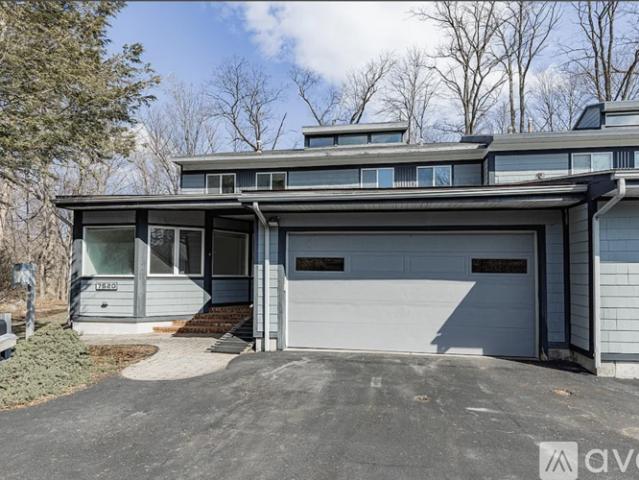2 BR, 2.5 BA Apartment 7520 Spectrum Way, Unit 7520 Spectrum Way, Fayetteville, NY 13066, Fayetteville, NY 13066