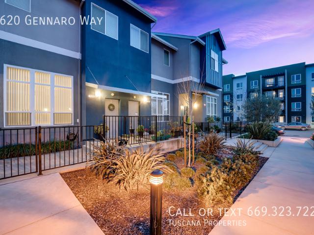 2 BR, 2.5 BA Apartment 7620 Gennaro Way, Gilroy, CA 95020