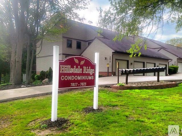 2 BR, 2.5 BA Apartment 7819 Hills And Dales Rd NW, Unit A, Massillon, OH 44646