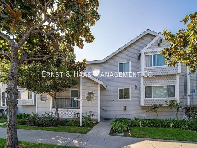 2 BR, 2.5 BA Apartment 833 Magnolia Ave Long Beach, CA 90813