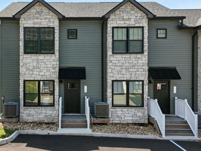 2 BR, 2.5 BA Apartment Alders Grv, Unit 42, Jonesborough, TN 37659