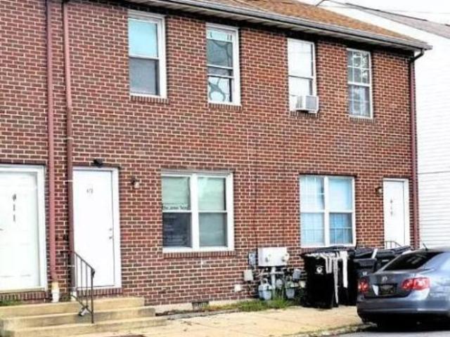 2 Br, 2 bath, Townhouse/Brownstone/RowHouse 413 North Church Street