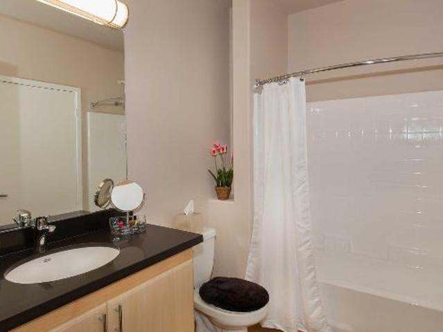 2 Br, 2 bath, Apartment 145 Chestnut St