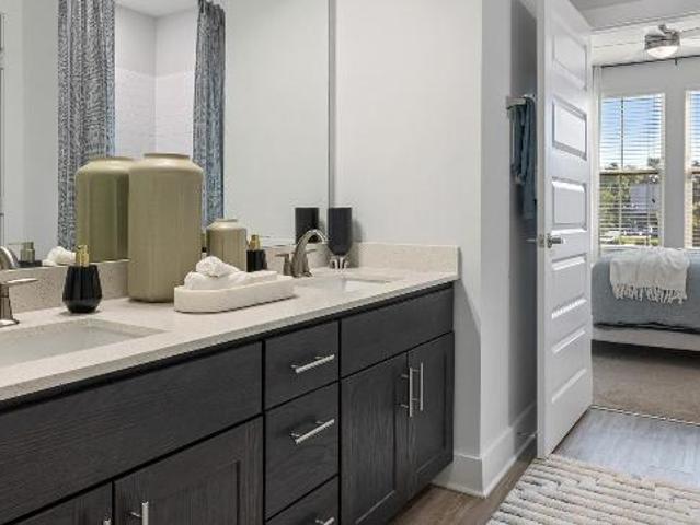 2 Br, 2 bath, Apartment 1800 Indigo Mkt Dr