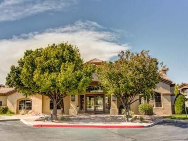 2 Br, 2 bath, Apartment 201 Pinnacle Dr SE
