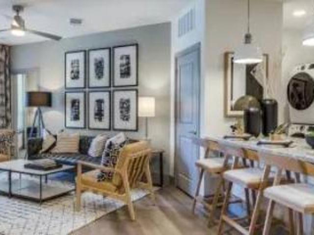 2 Br, 2 bath, Apartment 401 North State Highway 360