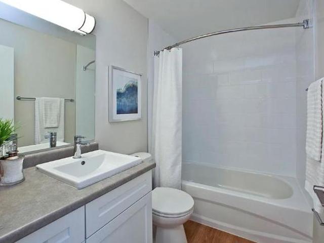 2 Br, 2 bath, Apartment 82 Millside Dr