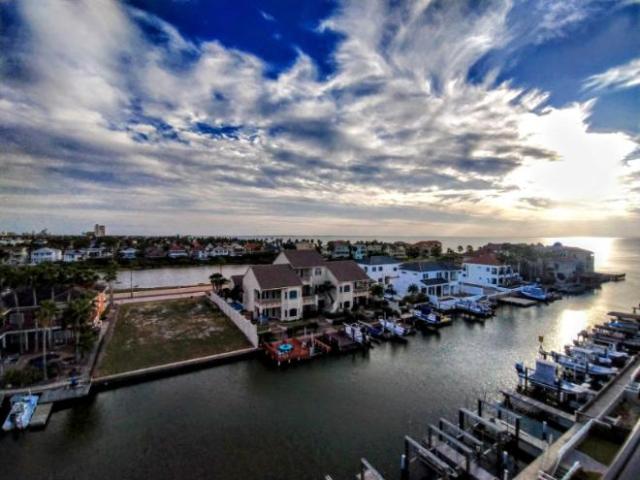 2 Br, 2 bath, Condo 6403 Padre Blvd