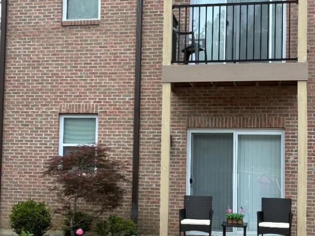 2 Br, 2 bath, Condo 732 Ohio Pike