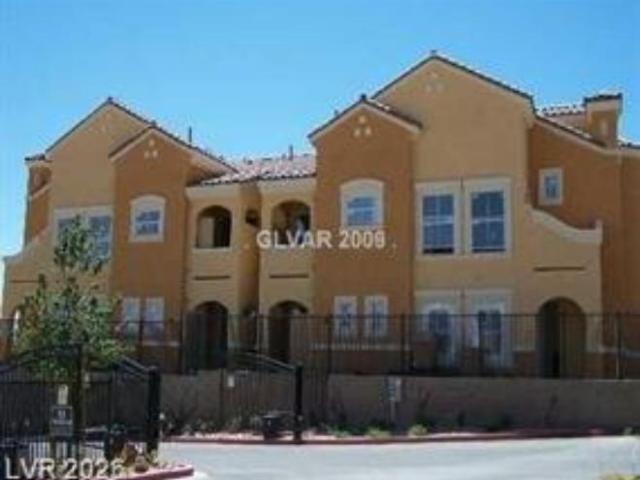 2 Br, 2 bath, Condo 3975 North Hualapai Way