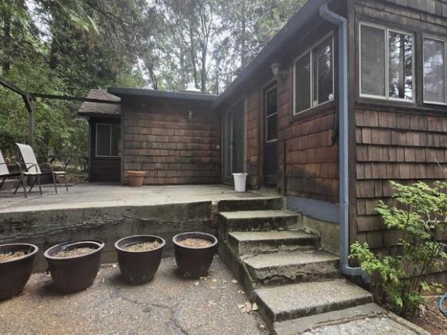 2 Br, 2 bath, Single Family 14320 Colfax Highway