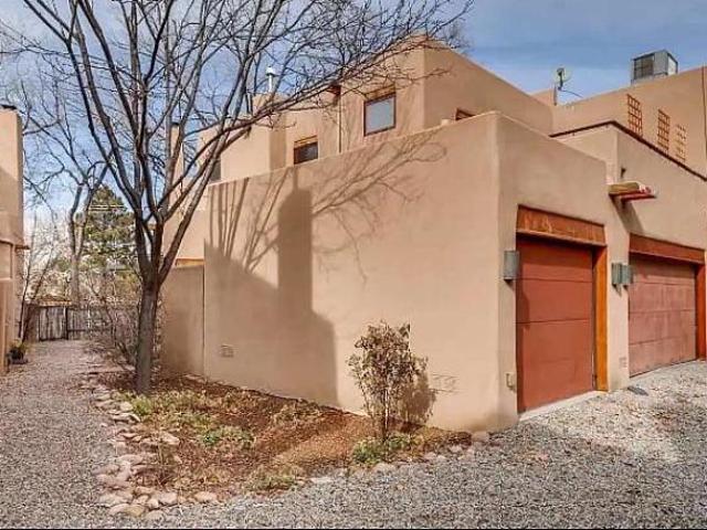 2 Br, 2 bath, Single Family 101a Williams St