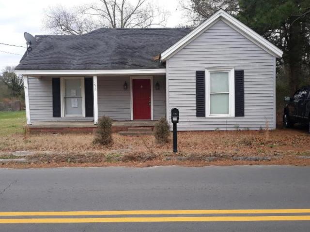 2 Br, 2 bath, Single Family 273 W Washington Ave