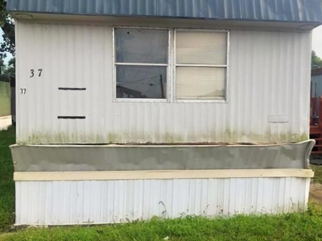 2 Br, 2 bath, Single Family 37 Mahoning Ave