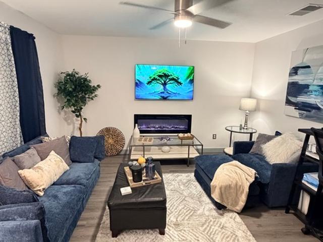 2 BR, 2 BA Apartment Austin Ct, Unit 950, Weatherford, TX 76086