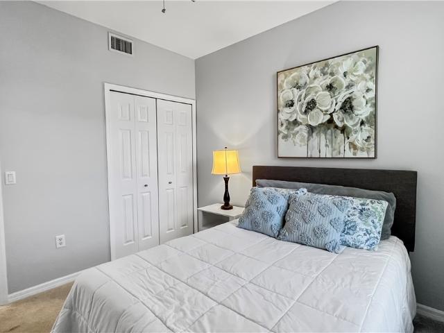 2 BR, 2 BA Apartment Undisclosed Address, Fort Myers, FL 33913