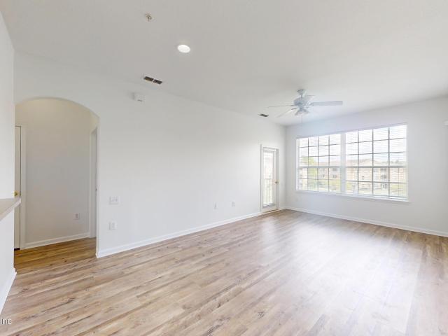 2 BR, 2 BA Apartment Undisclosed Address, Jacksonville, FL 32256