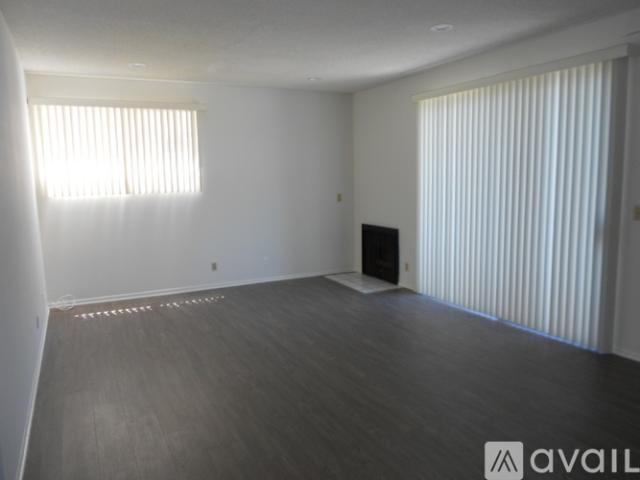 2 BR, 2 BA Apartment 1400 Camden Ave, Unit 301, Los Angeles, CA 90025