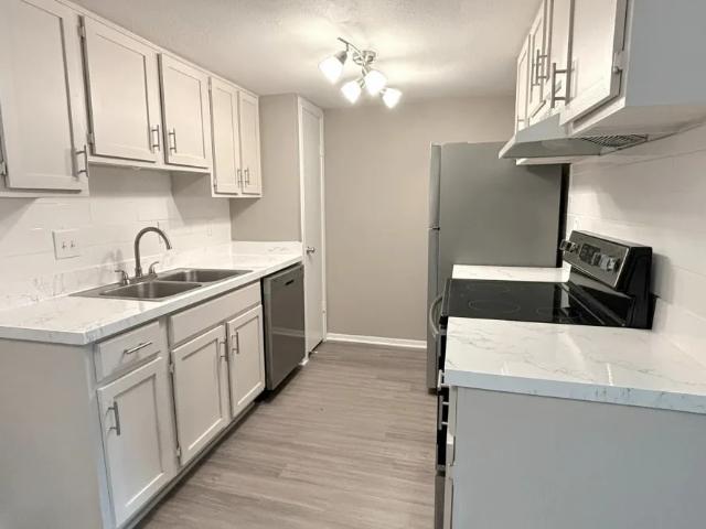 2 BR, 2 BA Apartment 1400 Blue Bell Unit 210, Houston, TX 77038