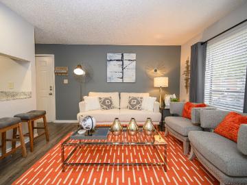 2 BR, 2 BA Apartment 1400 Sierra Springs Drive Unit 1 2022, Bedford, TX 76021