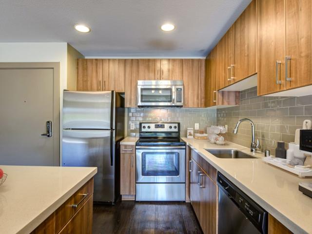2 BR, 2 BA Apartment 14015 Tahiti Way Unit A315, Marina del Rey, CA 90292
