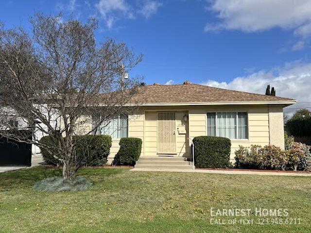 2 BR, 2 BA Apartment 14013 Addison Street, Sherman Oaks, CA 91423