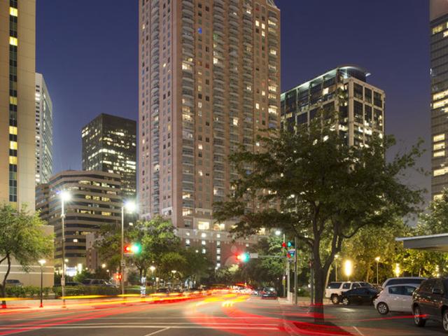 2 BR, 2 BA Apartment 1406 McKinney StÂ, Houston, TX 77010
