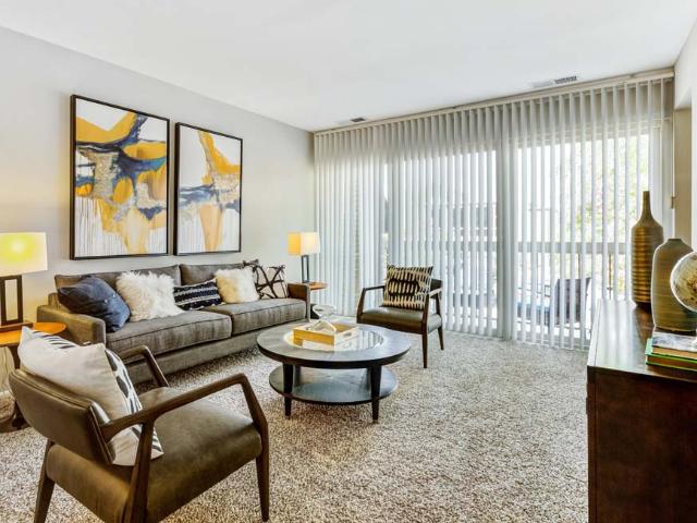 2 BR, 2 BA Apartment 14120 Weeping Willow Drive Unit 352422, Silver Spring, MD 20906