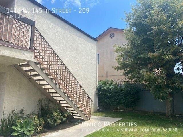 2 BR, 2 BA Apartment 1416 W. 145th Street, Gardena, CA 90247