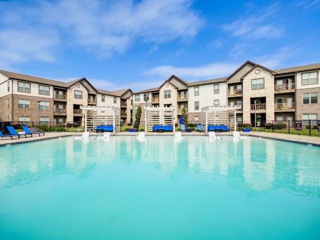 2 BR, 2 BA Apartment 14201 Kanis Rd Unit 828, Little Rock, AR 72223
