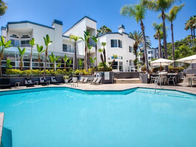 2 BR, 2 BA Apartment 1420 Ambassador Street Unit 2 beds, 2 baths, $4272, Los Angeles, CA 90035