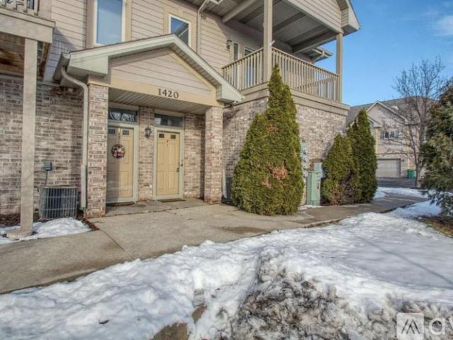 2 BR, 2 BA Apartment 1420 Gabriel Drive, Unit #4, Waukesha, WI 53188
